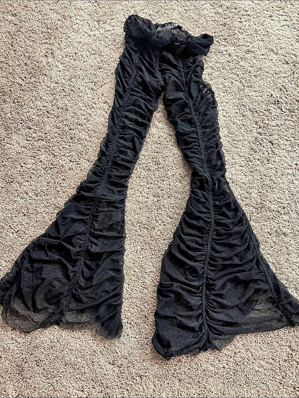 Black Ruched Flared Widow leggings